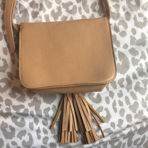 Forever 21 tan crossbody - Picture 2 of 3